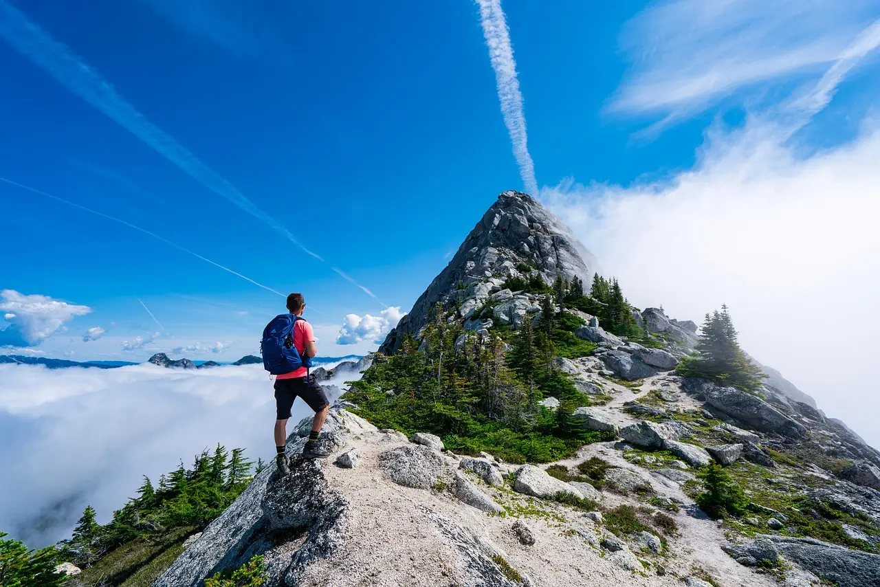 Traveling Solo for the First Time Made Me Fall in Love With Being Alone Traveling Solo for the First Time